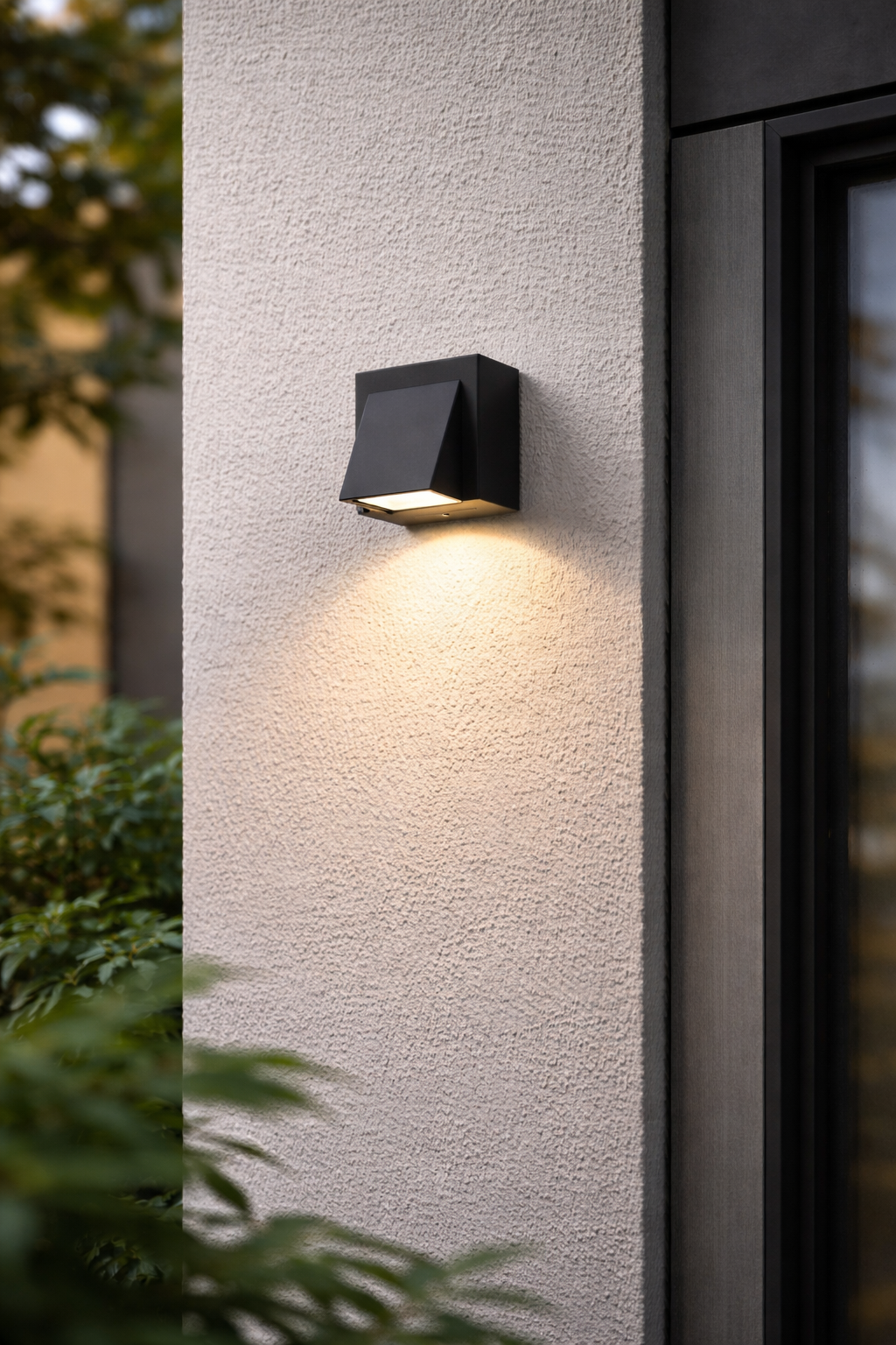 Weather-Resistant LED Wall Light, Dual-Direction Outdoor Lighting with Adjustable Light Direction